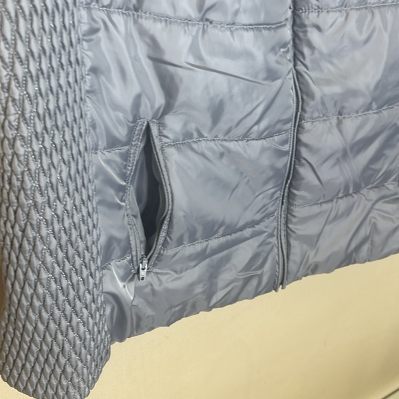 Liz Claiborne Puff Vest Full Zip Blue Gray Womens Size 1X Lightweight Pockets - Picture 2 of 11